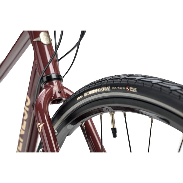 Genesis Broadway Flat Bar City Bike
