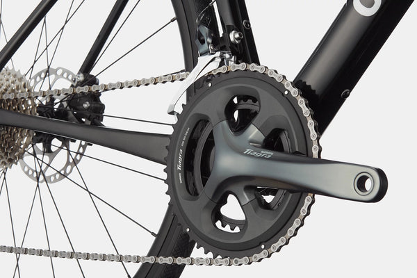 Cannondale Synapse Carbon 4 Endurance Road Bike in Black