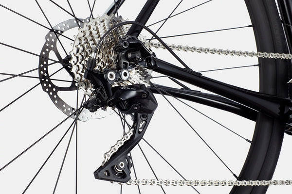 Cannondale Synapse 105 Endurance Road Bike in Black