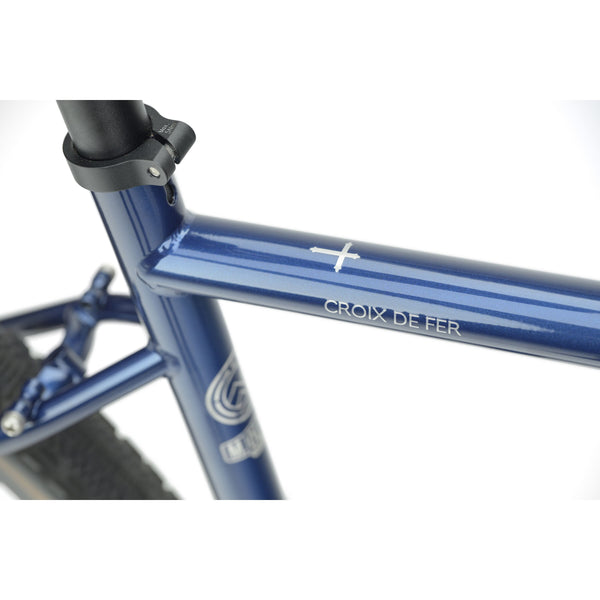 Genesis Croix De Fer 10 Flat Bar Gravel Bike in Blue