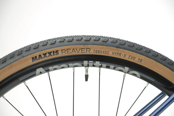 Genesis Croix De Fer 10 Flat Bar Gravel Bike in Blue