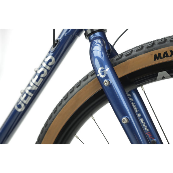 Genesis Croix De Fer 10 Flat Bar Gravel Bike in Blue