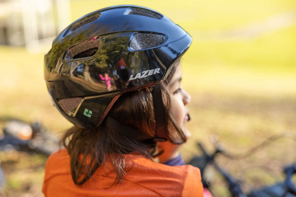 Lazer NutZ KinetiCore Helmet in Black, Space