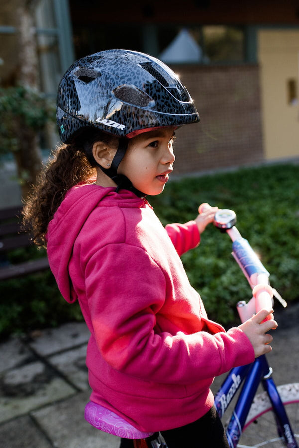 Lazer NutZ 2.0 KinetiCore Kids Bicycle Helmet in White with Butterflies
